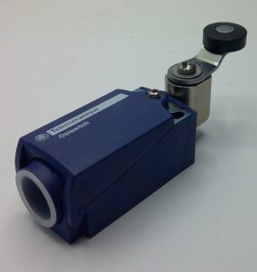 LIMIT SWITCH WITH ROLLER