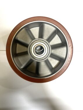 Swivel castor with fixed brake pedal – wheel only