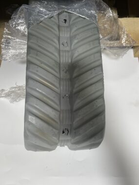 RUBBER TRACK LOW PROFILE NO MARKING