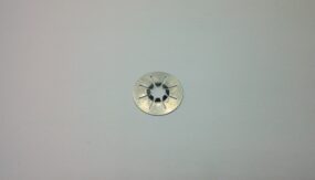 COUPLING FOR IMPERDIBLE SCREW