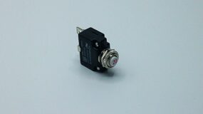 CIRCUIT BREAKER 20A