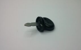KEY WITH BLACK RUBBER FOR STARTING IGNITION HS701-KC70 GASOLINE
