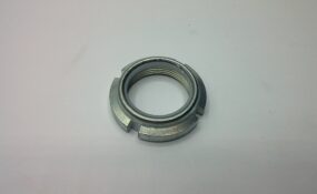 Self-locking nut lowered Cl 6 GUK 30 x 1.5 Z.Bianca