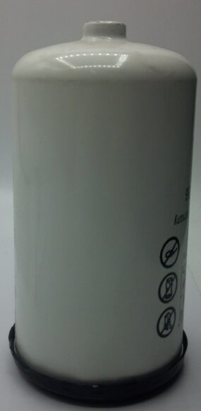 Fuel coarse filter element